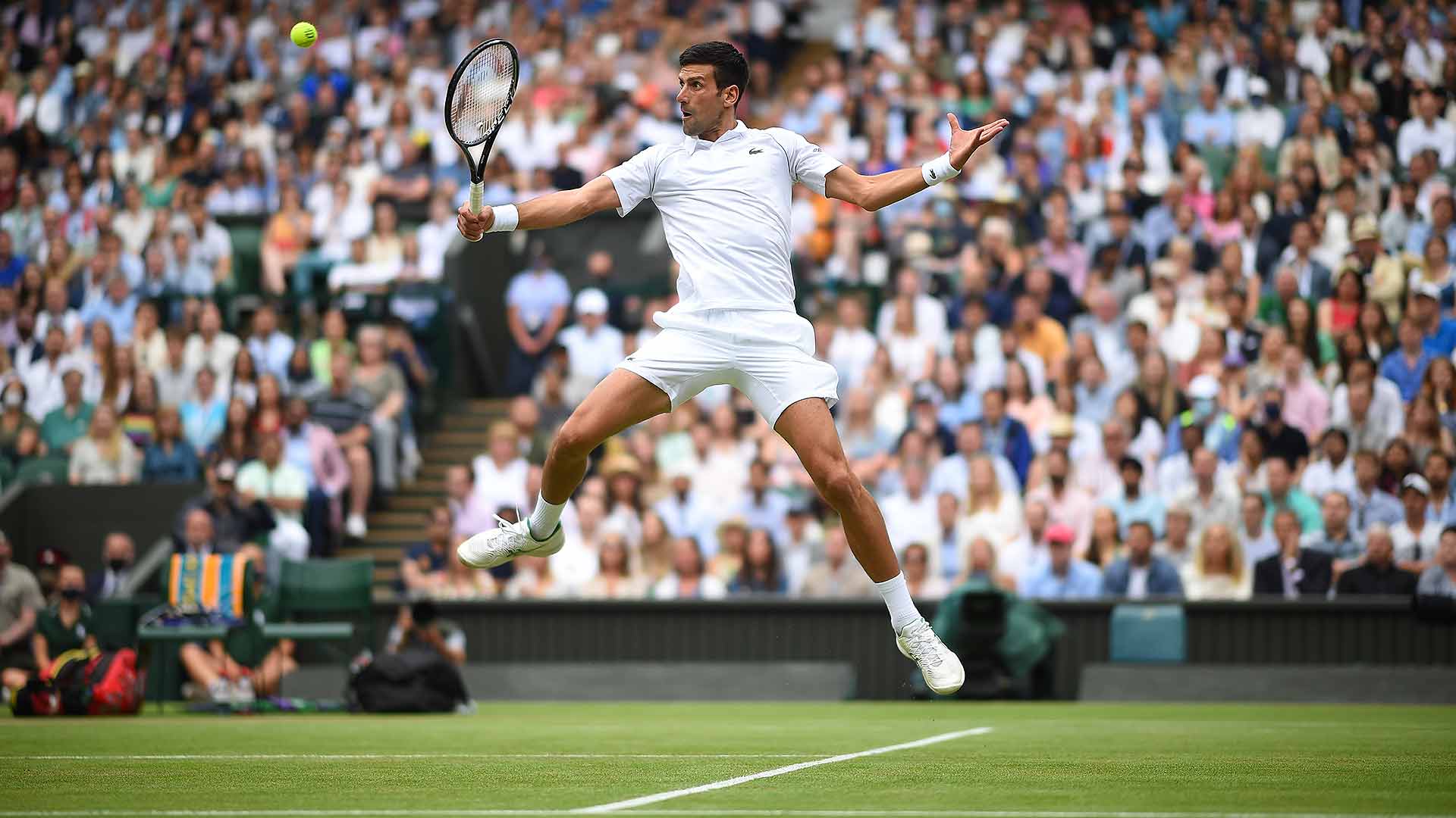Djokovic at Wimbledon 2021-thursday24